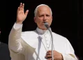 El secretario de Culto recibió al nuncio apostólico en medio de las expectativas por la visita del papa León XIV