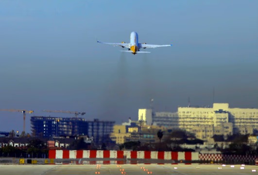 Flybondi: informe crítico de situación, colapso operativo, desamparo del usuario y sospechas de protección política