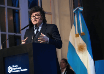 Milei viaja a Rosario para el aniversario de la Bolsa de Comercio con foco en la logística ferroviaria y el agro