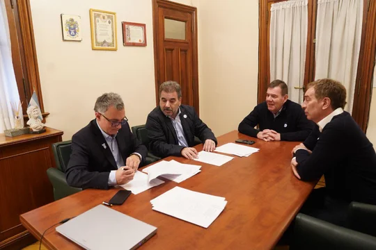 Provincia: las principales trabas del acuerdo entre LLA y el PRO