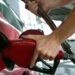 La venta de combustibles volvió a caer en agosto