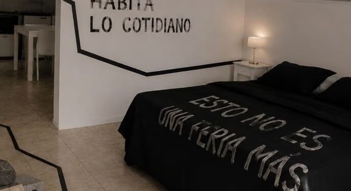 Al Hueso: una feria de arte que se instala en un edificio habitado