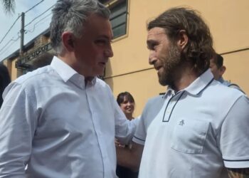 En LLA cruzaron a Ahumada tras su salida del partido: “Tiene planes individuales con enconos personales”