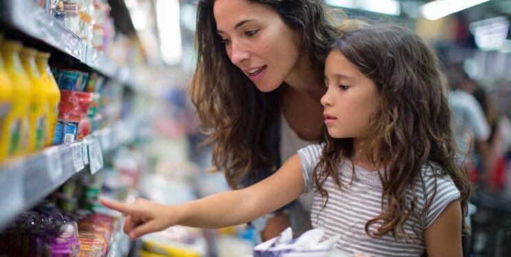 La Canasta de Crianza subió en agosto: criar a un hijo de hasta 12 años cuesta hasta $713.070 al mes