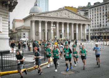 Más de 16 mil corredores de 64 países participarán en la Maratón Internacional de Buenos Aires