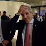 Caputo habló sobre Malvinas, reafirmó el rumbo económico y sostuvo que la morosidad “no genera un problema sistémico”