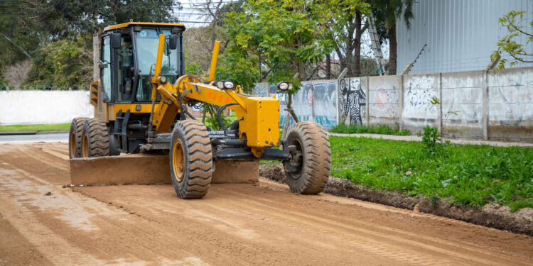 Berazategui sigue mejorando sus calles con obras financiadas por el Municipio