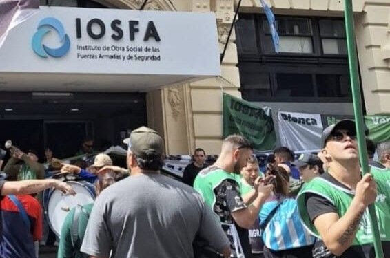 Entre denuncias de corrupción y 600 despidos inminentes, ATE protesta mañana en la obra social de las Fuerzas Armadas