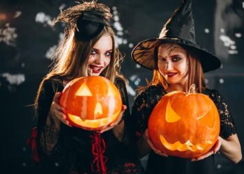 Halloween: alertan sobre el uso de lentes de contacto de color o cosméticas sin receta
