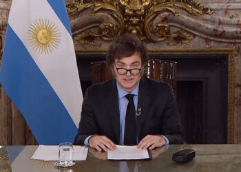 Encuesta: el 59% desaprueba al Gobierno y el 60% cuestiona el rumbo del país