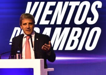 Las provincias mantuvieron el equilibrio fiscal en el primer semestre, aunque con un menor margen
