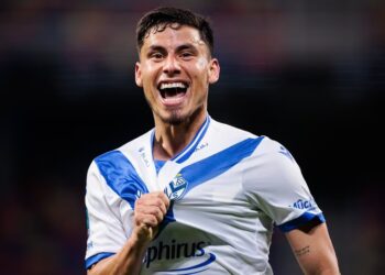 Vélez aplastó 5-0 a Central Córdoba de Santiago del Estero y le pisa los talones a Boca en la tabla anual