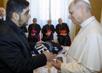 Una delegación del Vaticano llega a La Matanza para reunirse con movimientos sociales