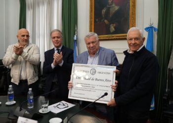La UBA reconoció a Eduardo Constantini por los 25 años del MALBA