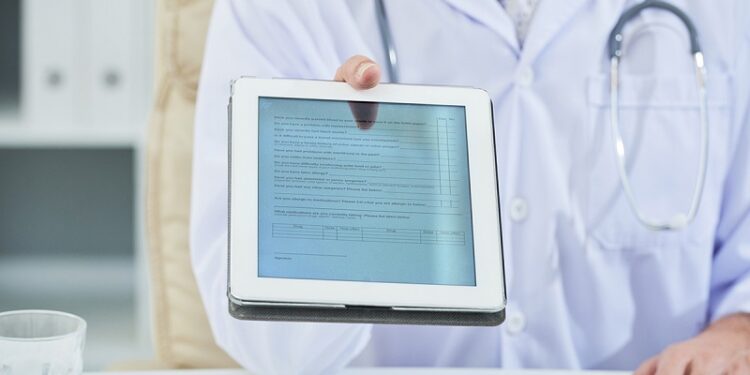 Un sistema basado en modelos de lenguaje detecta epilepsia a partir de notas clínicas
